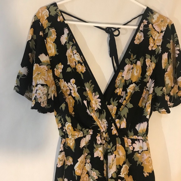 Floral jumpsuit - Picture 2 of 3